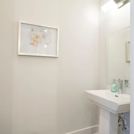 Luxury Townhome Skyline Views Mins To Dt Nashville Extérieur photo