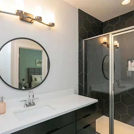 Luxury Townhome Skyline Views Mins To Dt Nashville Extérieur photo