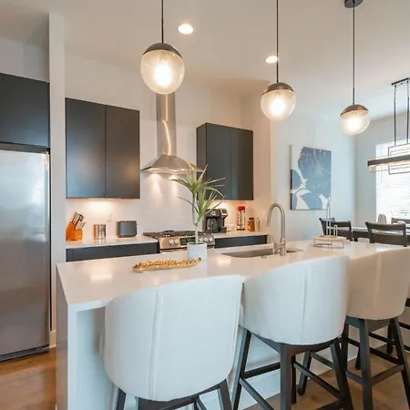 Luxury Townhome Skyline Views Mins To Dt Nashville Extérieur photo