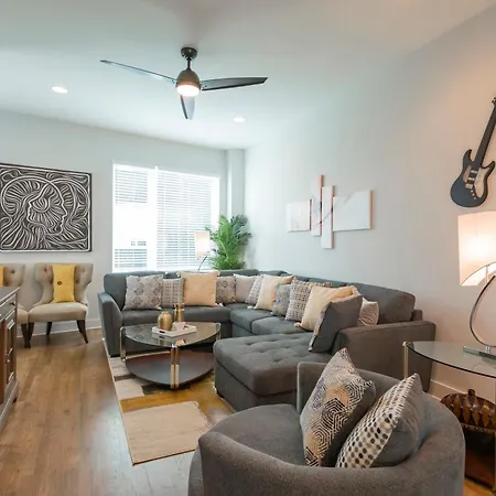 Luxury Townhome Skyline Views Mins To Dt Nashville Extérieur photo